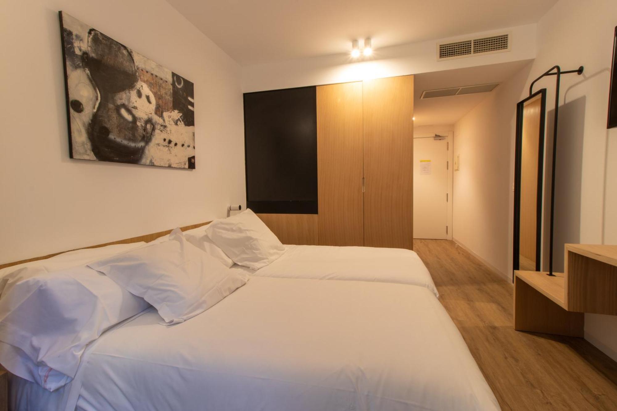 Hotel Cortabitarte Soria Buitenkant foto
