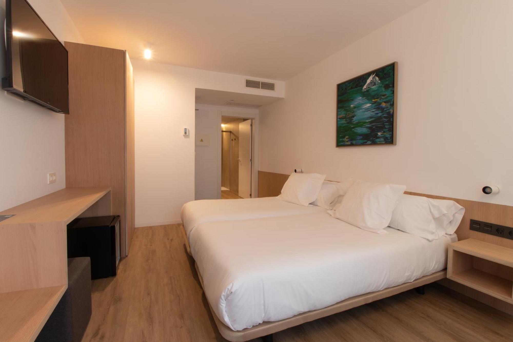 Hotel Cortabitarte Soria Buitenkant foto
