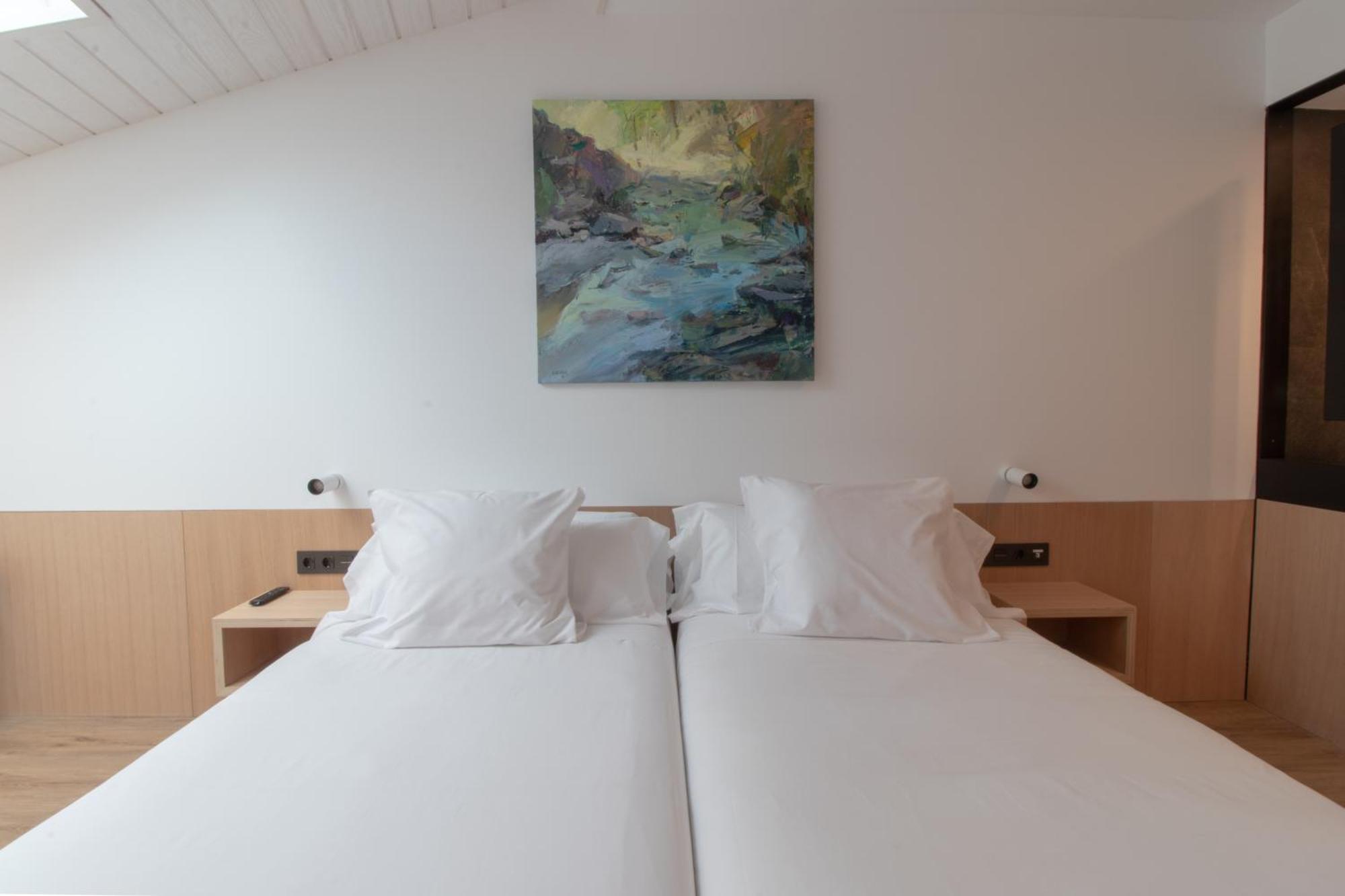 Hotel Cortabitarte Soria Buitenkant foto