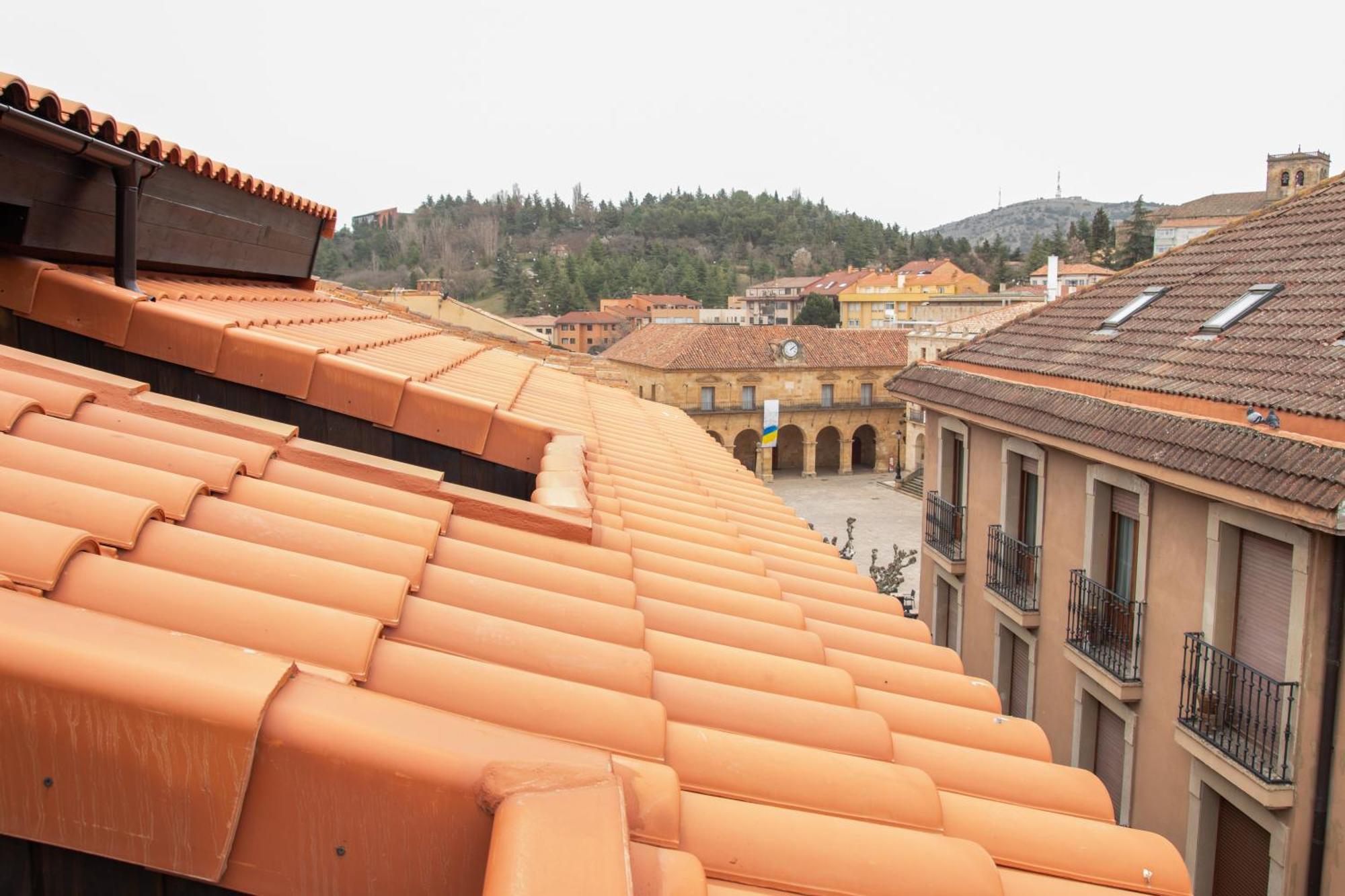 Hotel Cortabitarte Soria Buitenkant foto
