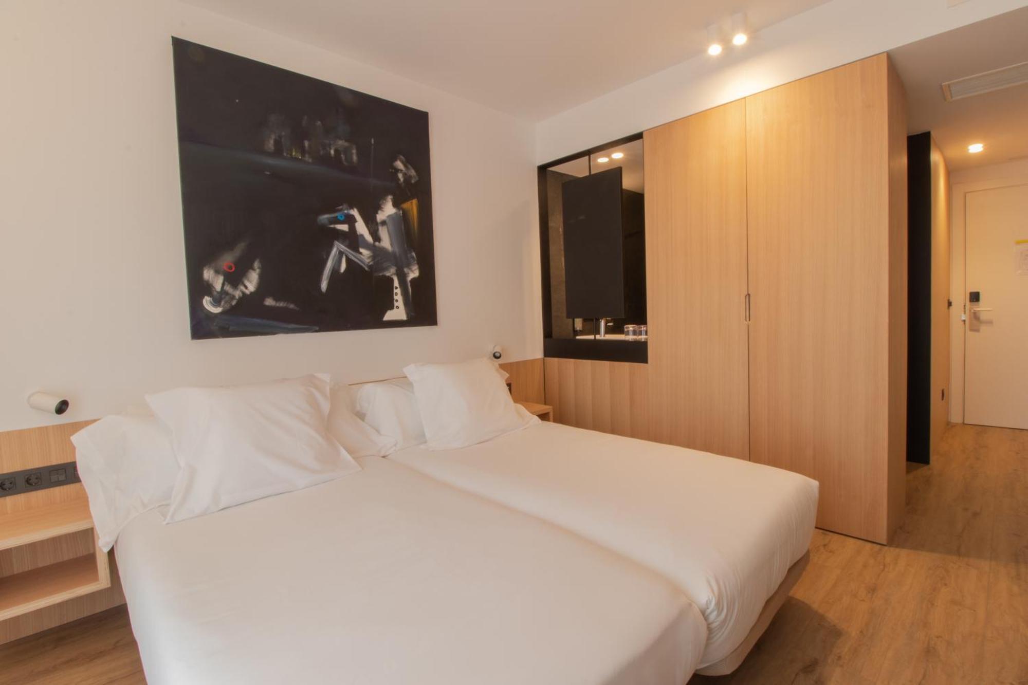 Hotel Cortabitarte Soria Buitenkant foto