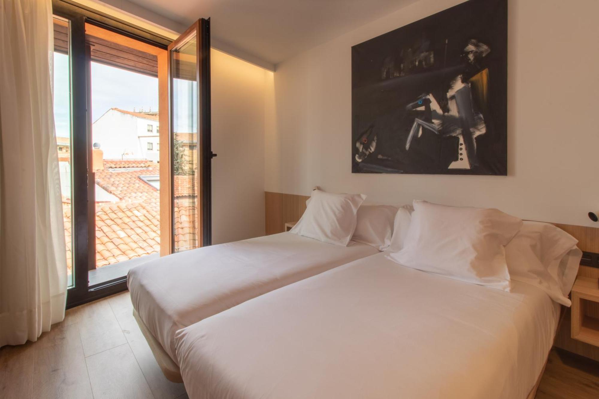 Hotel Cortabitarte Soria Buitenkant foto